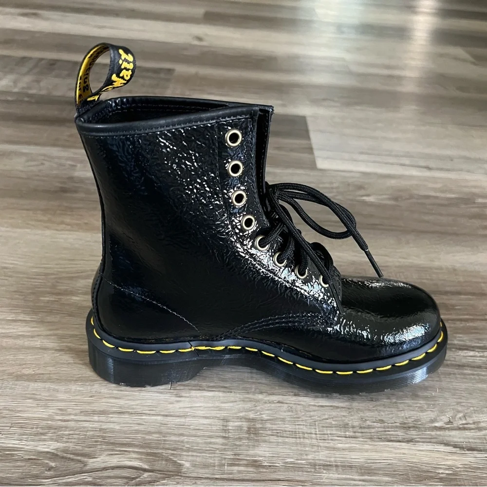 NEW Dr. Martens  Black Leather Boots Size 6 - Picture 4 of 10